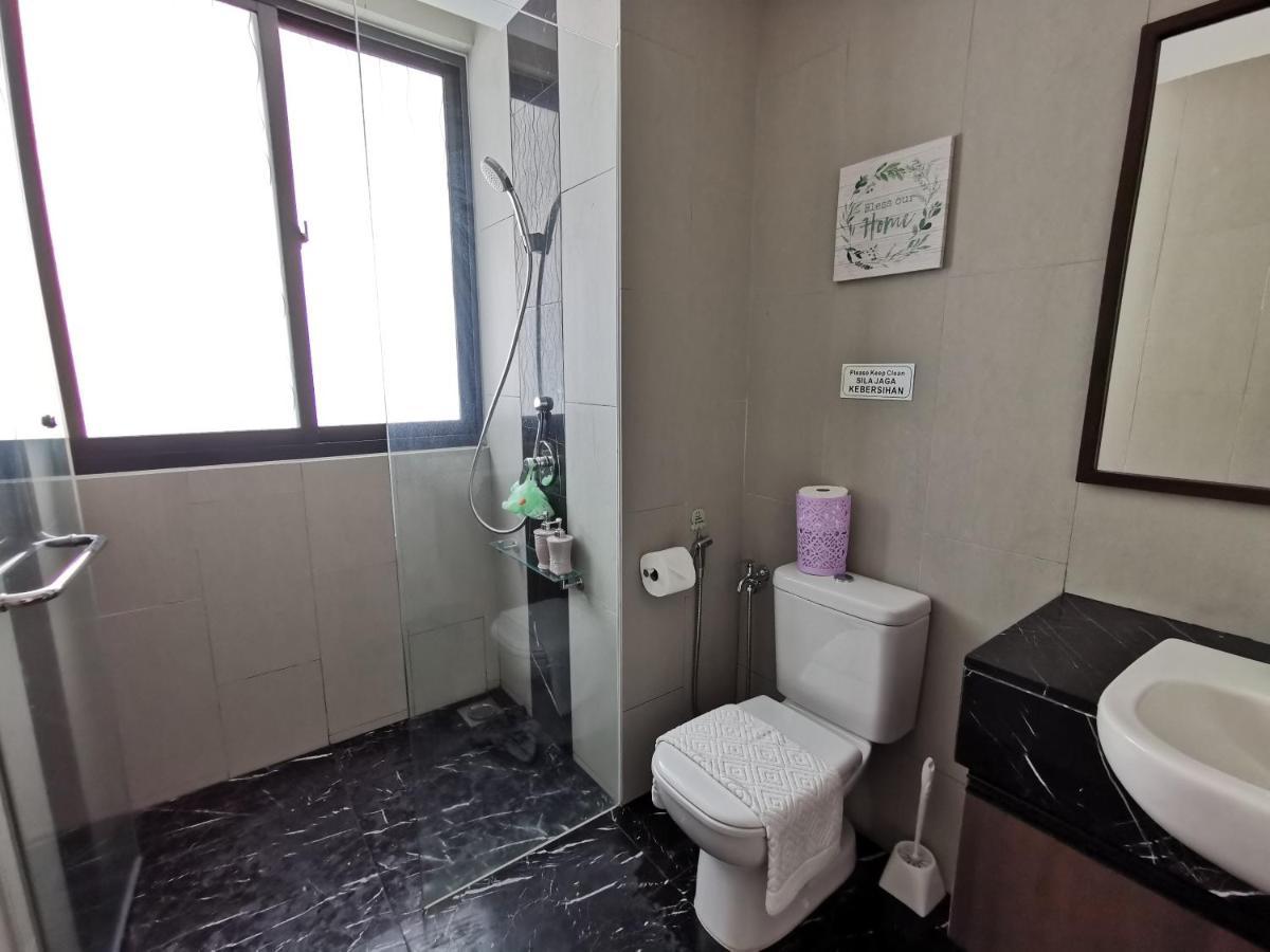 Landmark Stunning High Floor Coast View Studio #Netflix #Fast Wifi Tanjung Tokong Exteriér fotografie