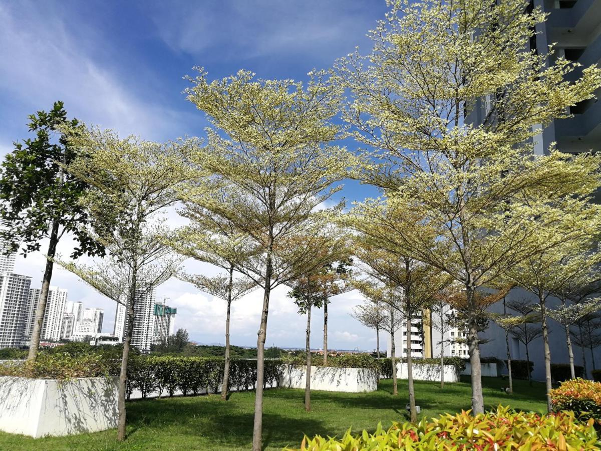 Landmark Stunning High Floor Coast View Studio #Netflix #Fast Wifi Tanjung Tokong Exteriér fotografie