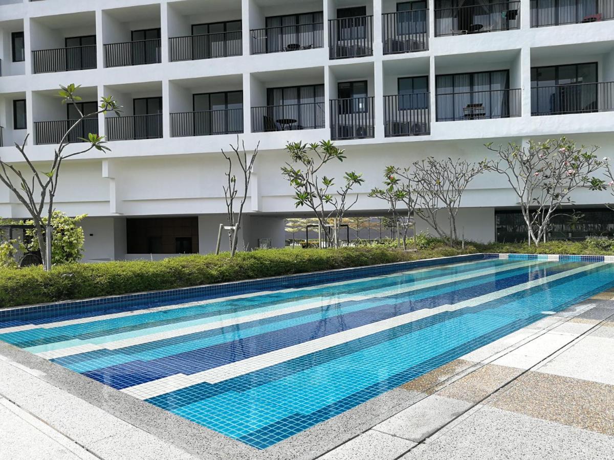 Landmark Stunning High Floor Coast View Studio #Netflix #Fast Wifi Tanjung Tokong Exteriér fotografie