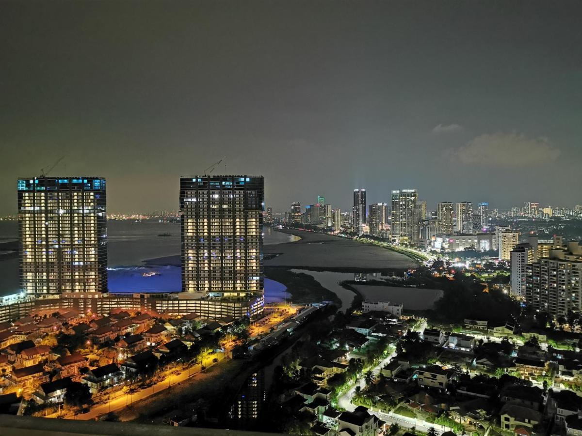 Landmark Stunning High Floor Coast View Studio #Netflix #Fast Wifi Tanjung Tokong Exteriér fotografie